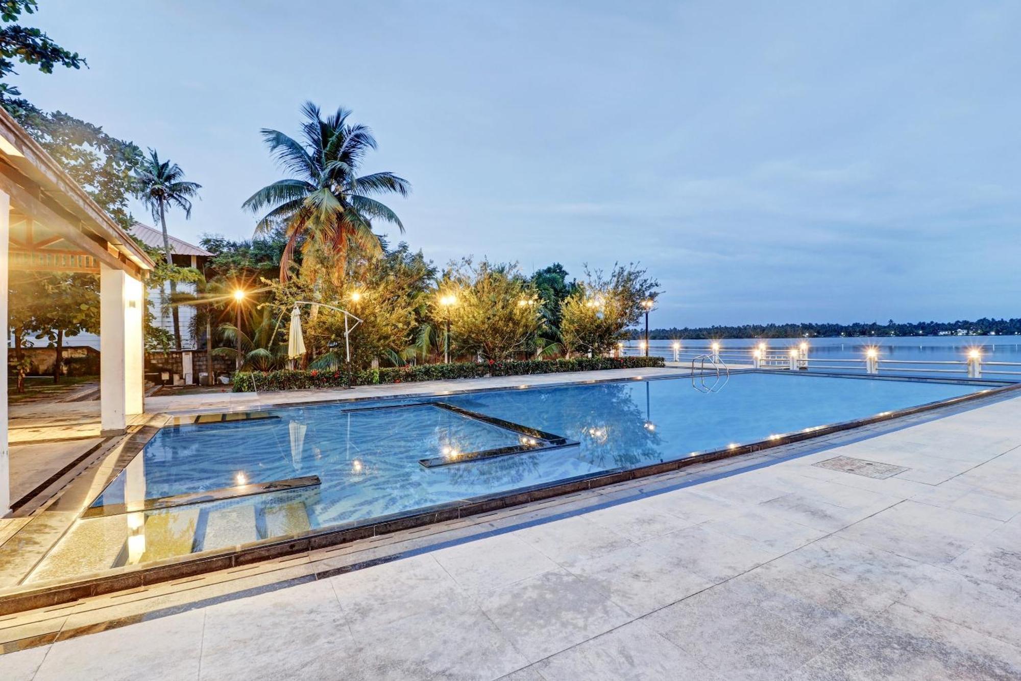 Townhouse Oak Edassery'S Sealine Villa Stay Kochi Exteriér fotografie